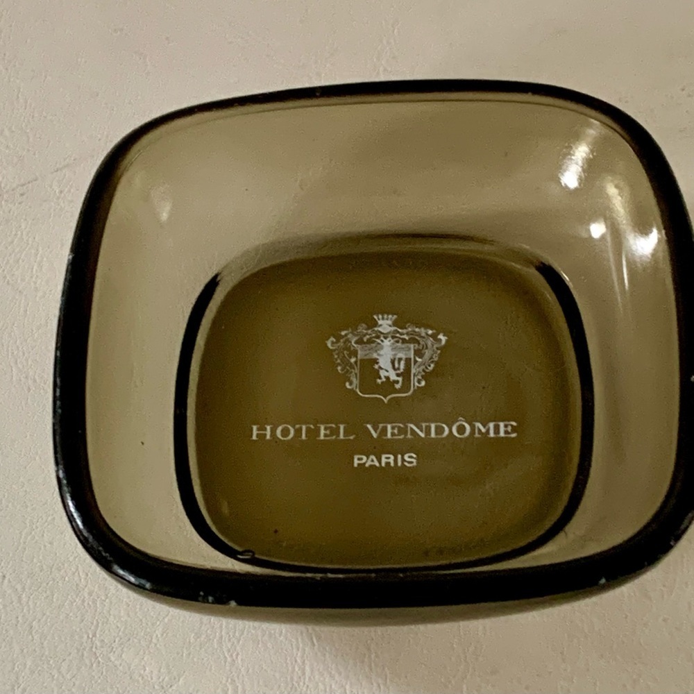 Hotel Vendome Paris ashtray - Picture 6 of 8